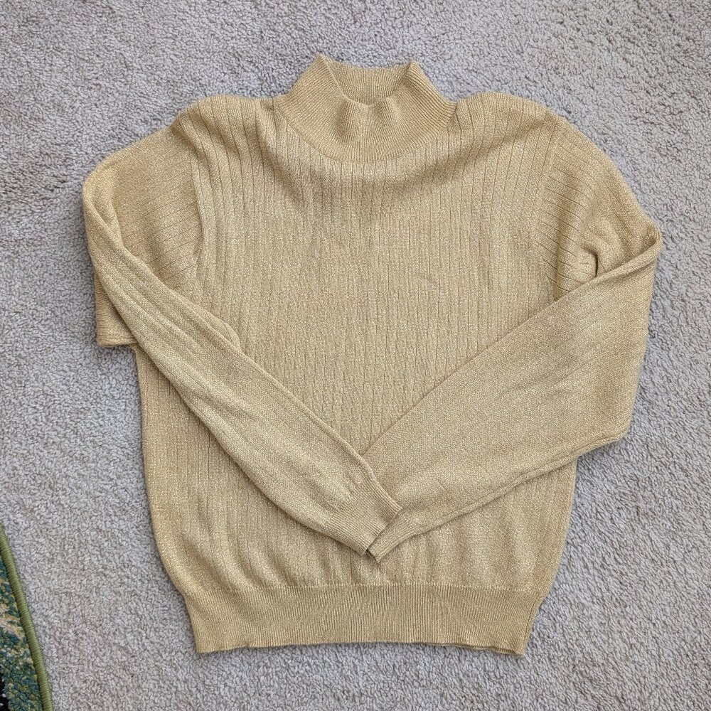 Vintage Gold mock turtle neck sweater size M